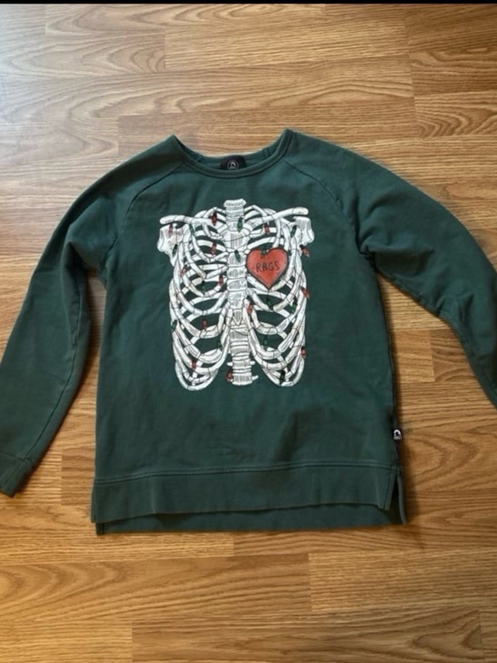 Rags to Raches sweatshirt. Size 9/10